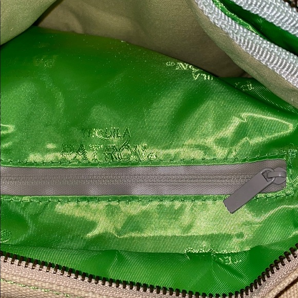 Petrone launch bag? - Picture 8 of 8